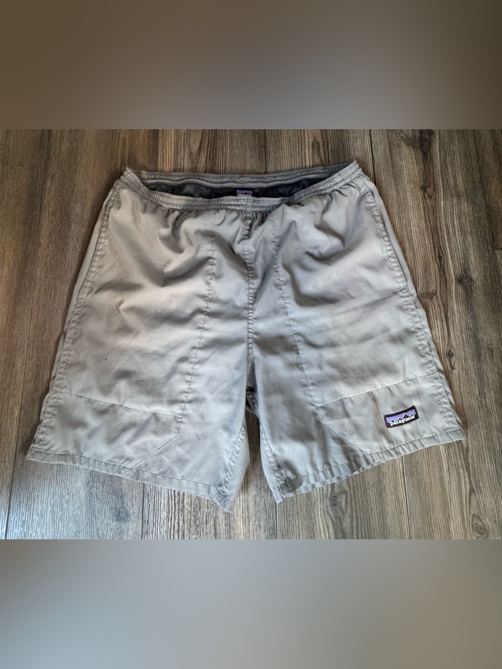 Patagonia Men's Gray Lined Drawstring Hiking Shorts - M